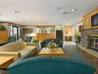 Super 8 by Wyndham Sheldon hotel detail image 3