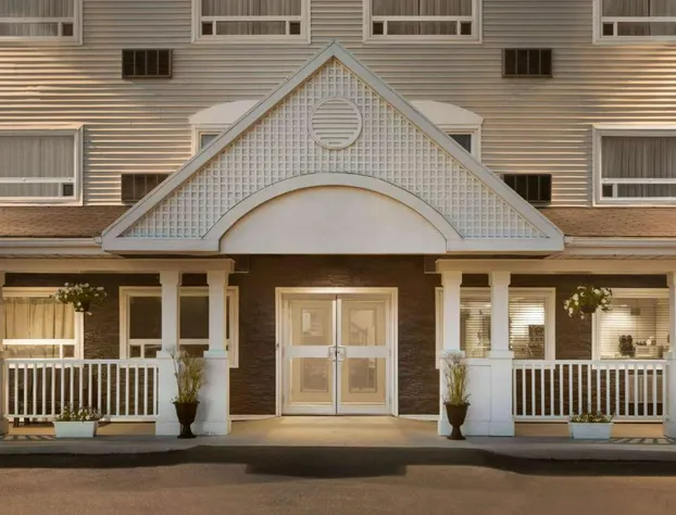 Travelodge Suites by Wyndham New Glasgow hotel detail image 1