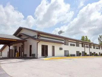 Super 8 by Wyndham Algona hotel detail image 2