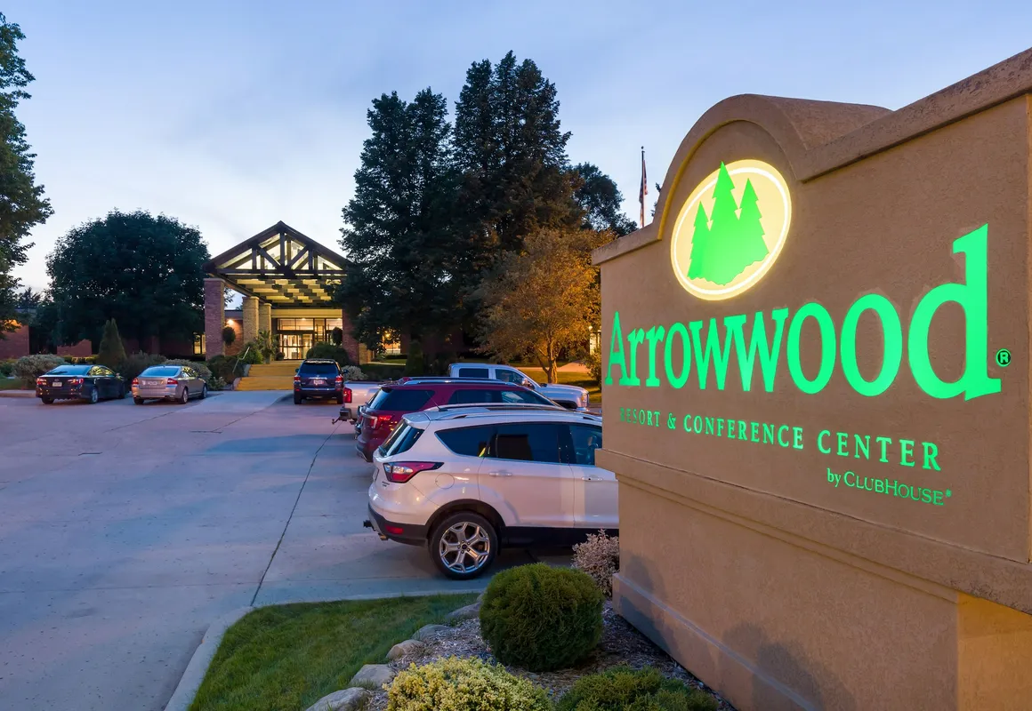 Lake Okoboji Resort & Conference Center hotel hero