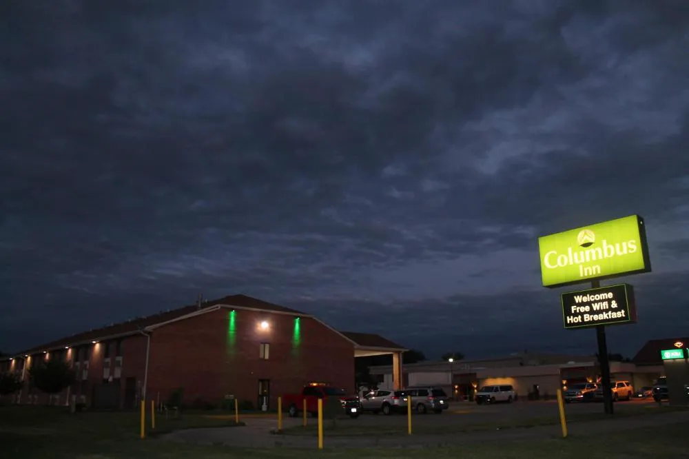 Columbus Inn hotel hero