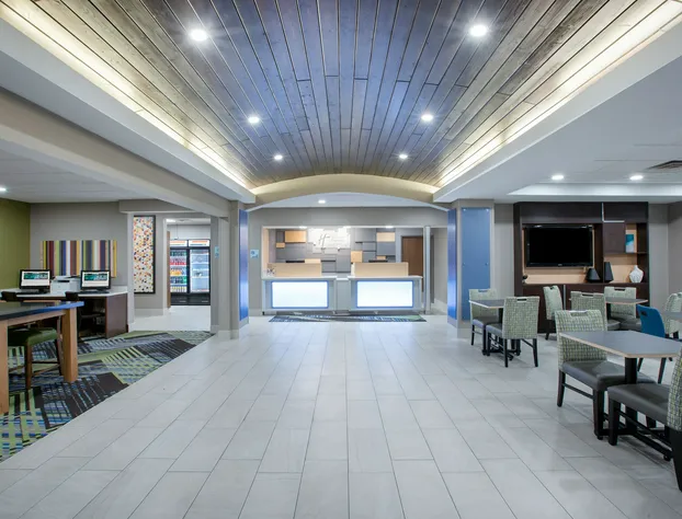 Holiday Inn Express Hotel & Suites Columbus by IHG hotel detail image 2