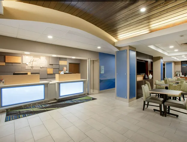 Holiday Inn Express Hotel & Suites Columbus by IHG hotel detail image 3