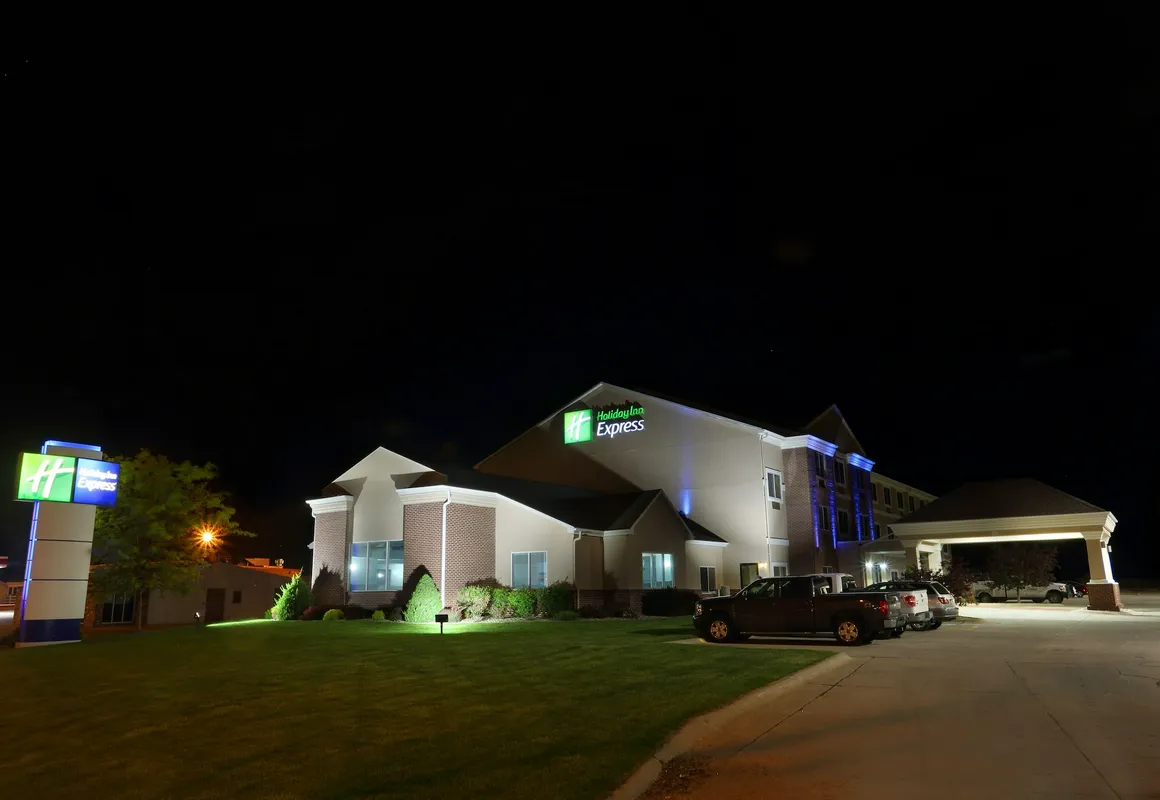 Holiday Inn Express Oneill by IHG hotel hero