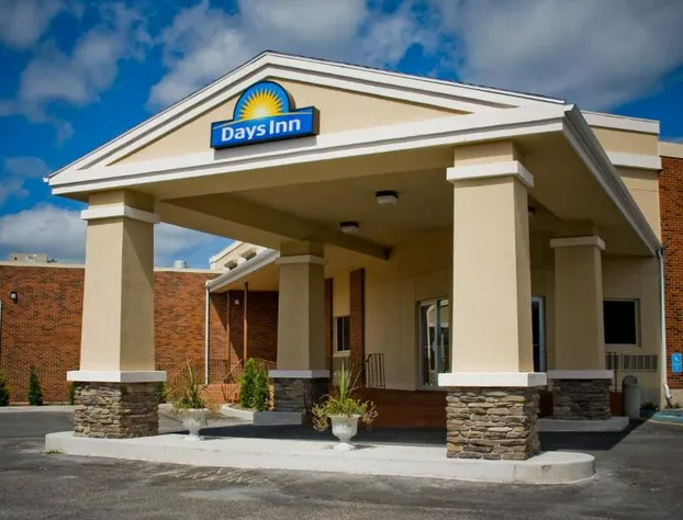 Days Inn & Conference Center by Wyndham Bridgewater hotel detail image 2