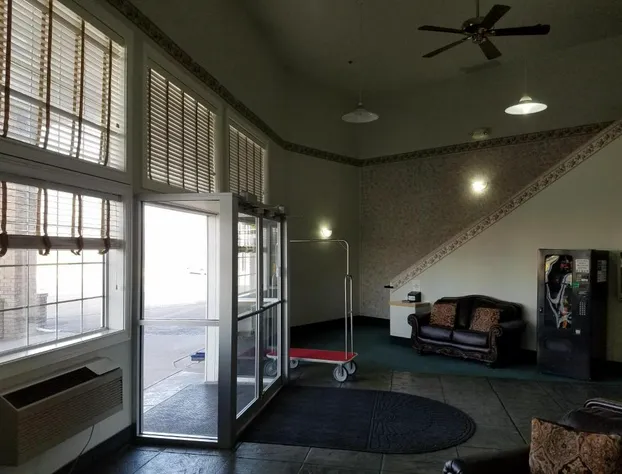 Simple Rewards Inn hotel detail image 4