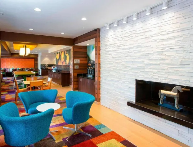 Fairfield Inn & Suites Terre Haute hotel detail image 2
