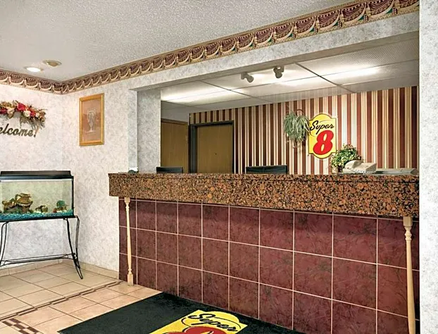 Super 8 by Wyndham Cameron hotel detail image 2