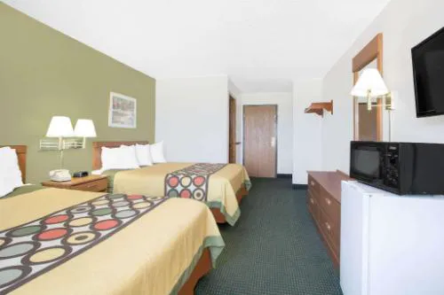 Super 8 by Wyndham Chillicothe hotel detail image 3