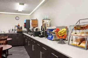 Super 8 by Wyndham Chillicothe hotel detail image 4