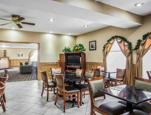 Quality Inn Belton - Kansas City South hotel detail image 4