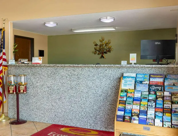 Econo Lodge Belton - Kansas City South hotel detail image 3