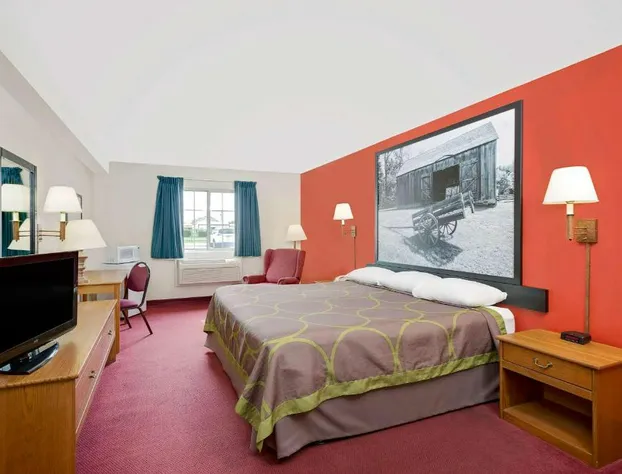 Super 8 by Wyndham Mound City hotel detail image 4