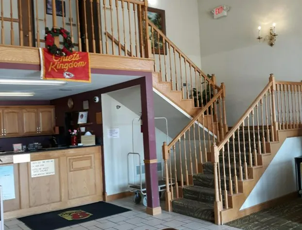 Super 8 by Wyndham Mound City hotel detail image 2