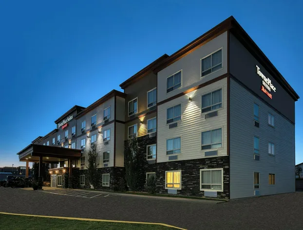 Towneplace Suites by Marriott Red Deer hotel detail image 2