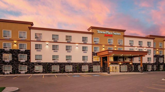 Towneplace Suites by Marriott Red Deer hotel detail image 1