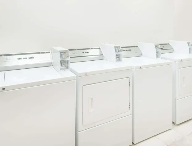 Ramada by Wyndham Olds hotel detail image 2