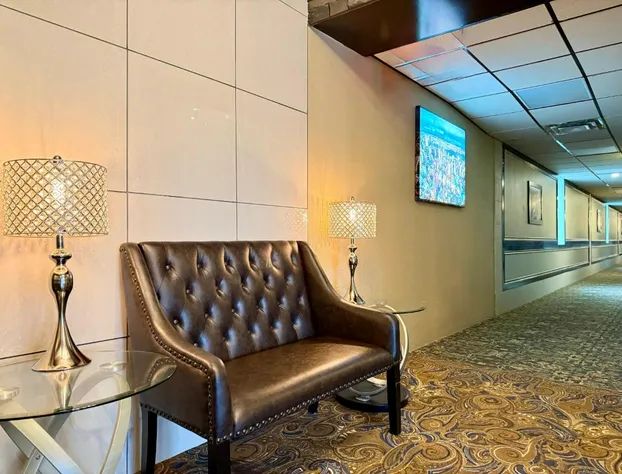 High Point Inn & Suites Peace River hotel detail image 2