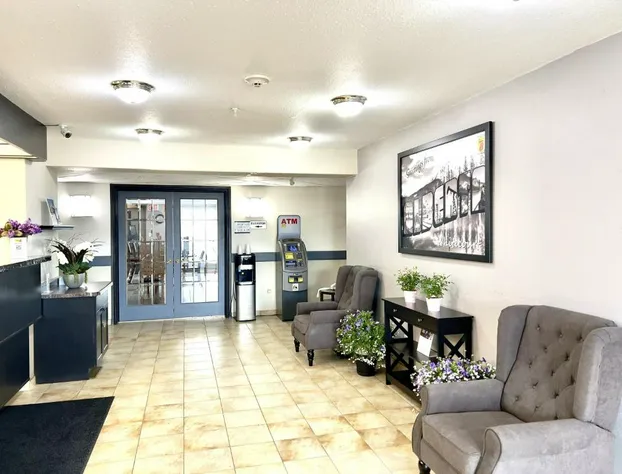 Super 8 by Wyndham Whitecourt hotel detail image 3