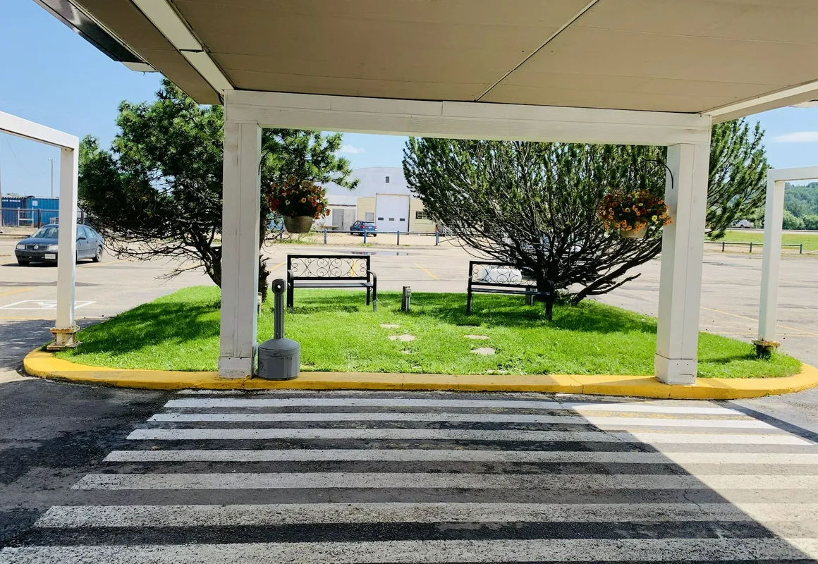 Ramada by Wyndham Whitecourt hotel hero