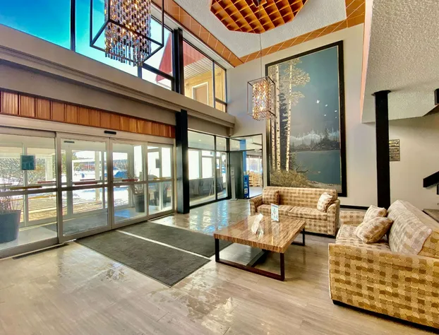 Ramada by Wyndham Whitecourt hotel detail image 3