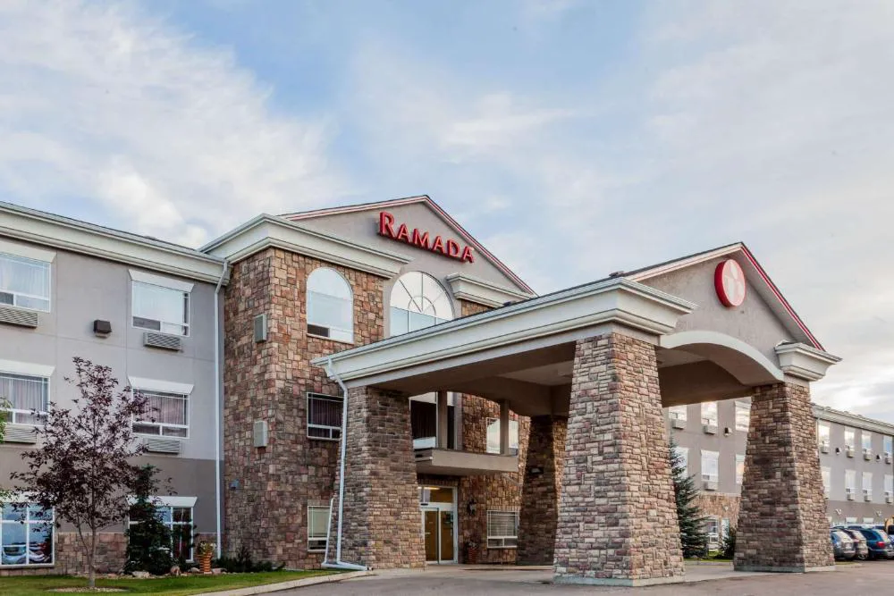 Ramada by Wyndham Westlock hotel hero
