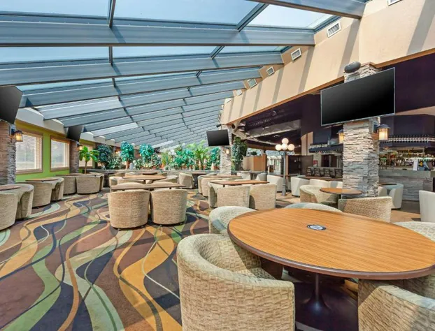 Best Western Plus Mirage Hotel & Resort hotel detail image 1