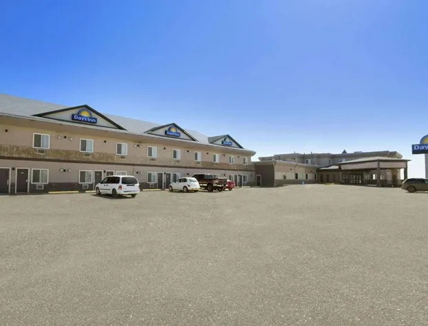 Days Inn by Wyndham High Level hotel detail image 2