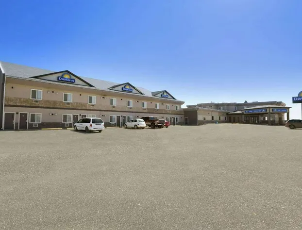 Days Inn by Wyndham High Level hotel detail image 2