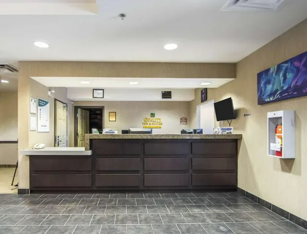 Quality Inn & Suites Thompson hotel detail image 3