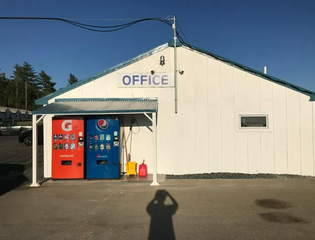 White Birches Motel hotel detail image 2