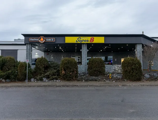 Super 8 by Wyndham Prince George hotel detail image 1