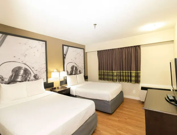 Super 8 by Wyndham Prince George hotel detail image 4