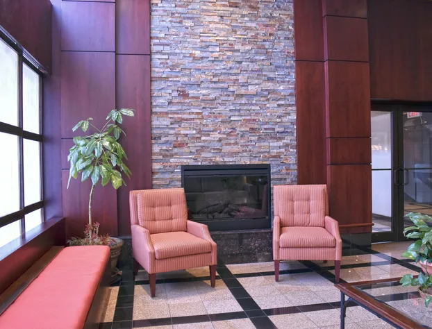 Hamilton Plaza Hotel and Conference Center hotel detail image 3