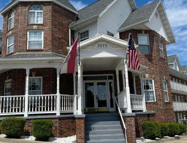 Carriage House Inn hotel detail image 1