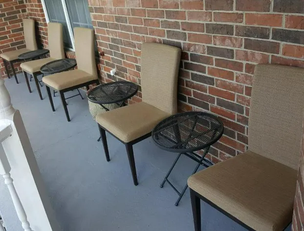 Carriage House Inn hotel detail image 3