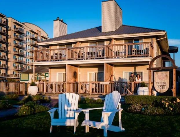 Inn at the Prom Oceanfront Seaside hotel detail image 2