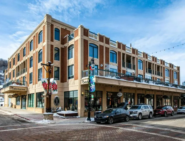 The Caledonian by All Seasons Resort Lodging hotel detail image 2