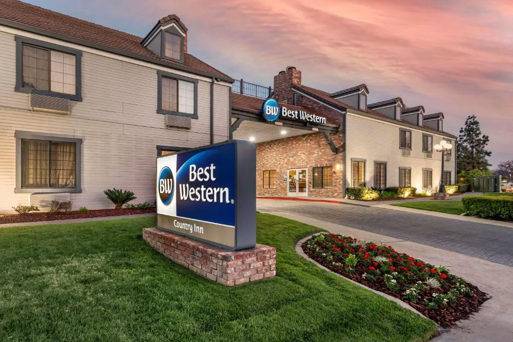 Best Western Country Inn hotel hero