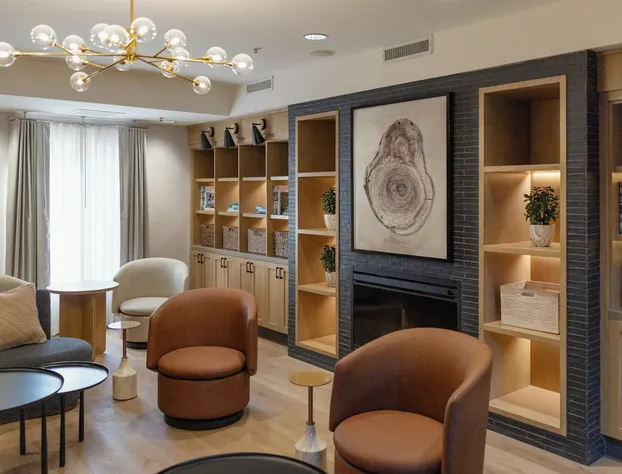 Martis Valley Lodge, Tapestry Collection by Hilton hotel detail image 1