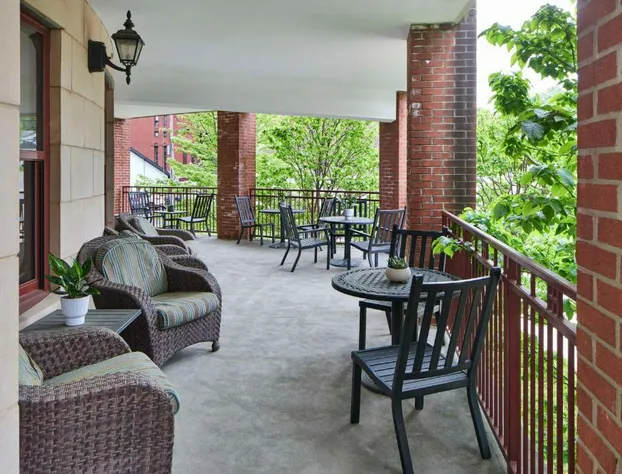 Hampton Inn & Suites Saratoga Springs Downtown hotel detail image 1