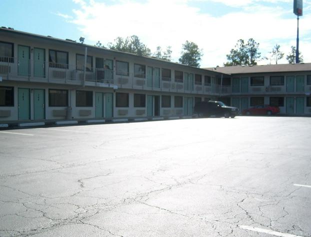 Americas Best Value Inn & Suites Macon at Eisenhower Pkwy hotel detail image 1