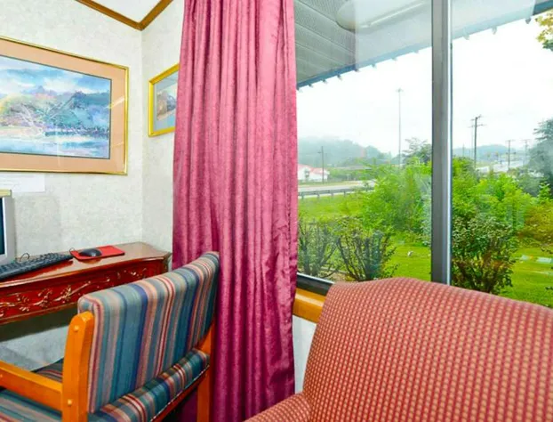 M Star Hotel Covington hotel detail image 3