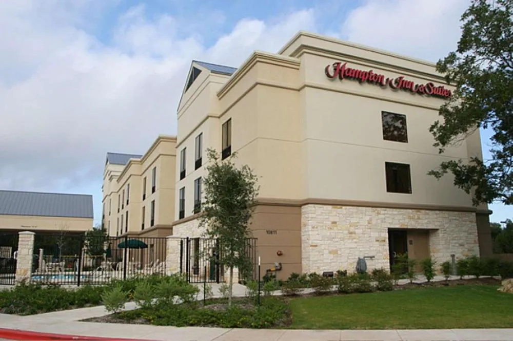 Hampton Inn & Suites Austin Cedar Park-Lakeline hotel hero