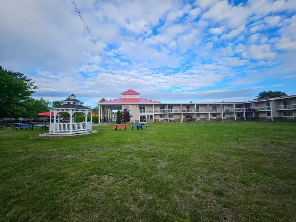 Center Street Value Inn hotel hero