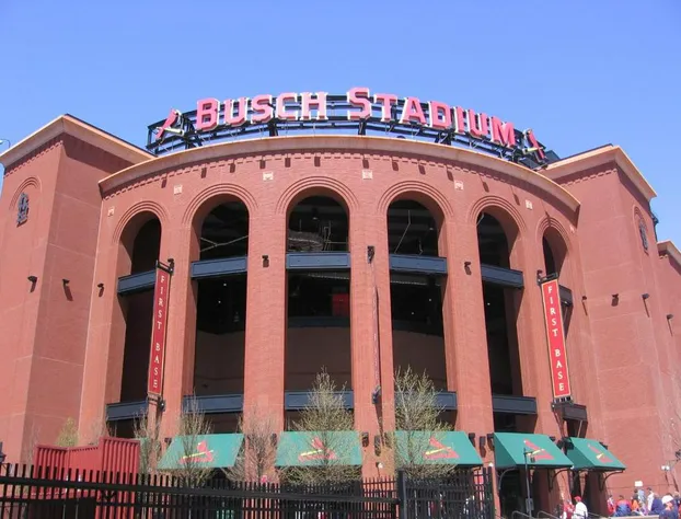 Americas Best Value Inn St. Louis Downtown hotel detail image 1