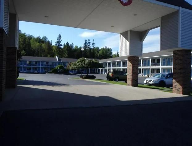 Americas Best Value Inn St. Ignace hotel detail image 2