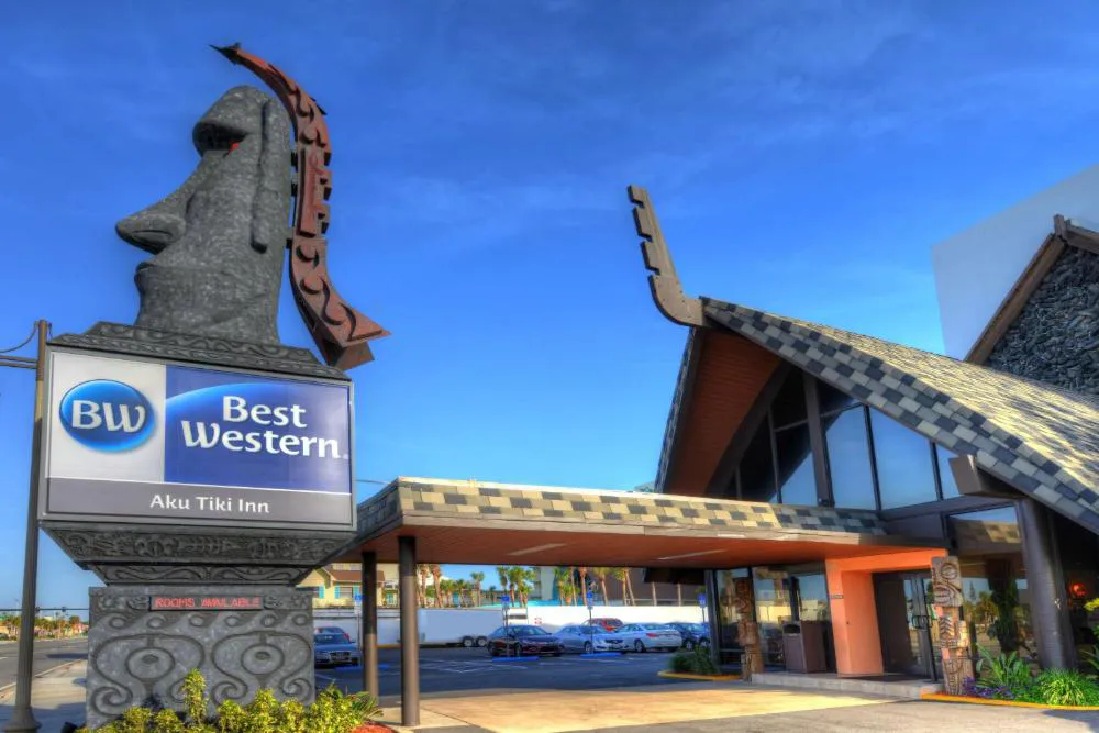 Best Western Aku Tiki Inn hotel hero