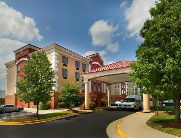 Comfort Suites Dulles Airport hotel detail image 1