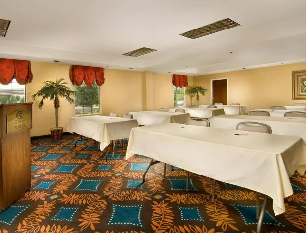 Comfort Suites Dulles Airport hotel detail image 2